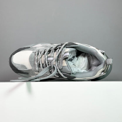OF Be Right Back Dark Grey White Black