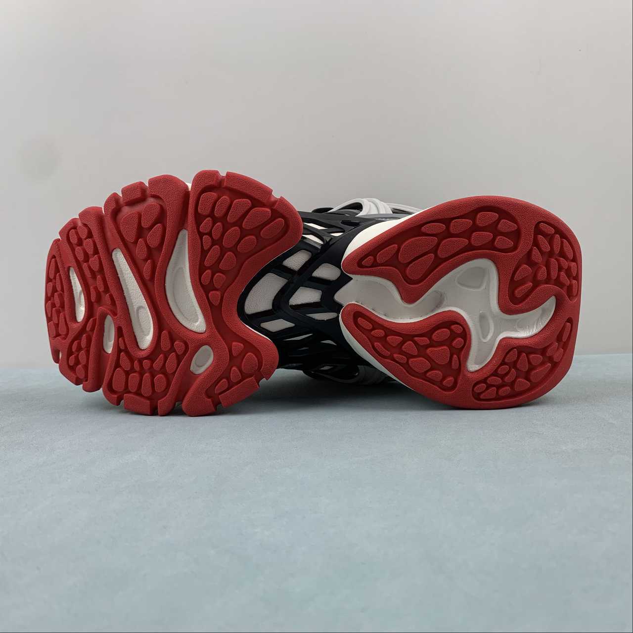 AD XLG Runner Deluxe Black Grey Red