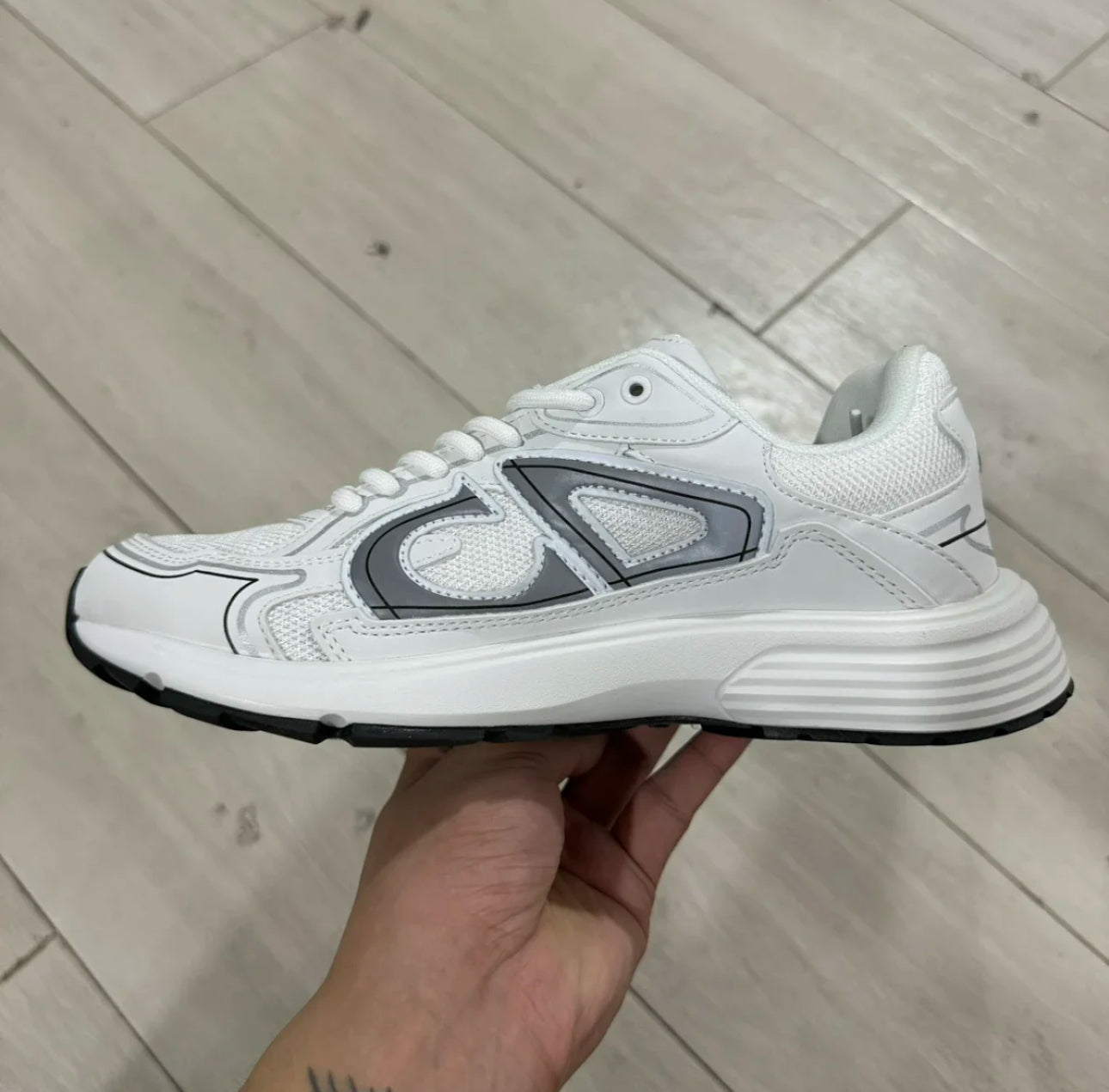 Dior B30 White