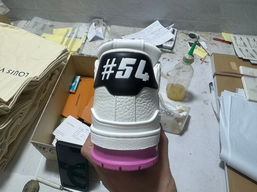 Trainer White and Pink