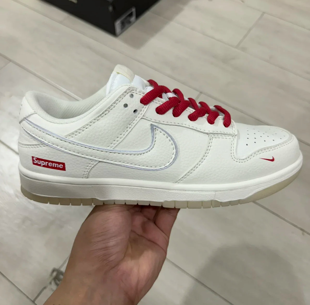 Supreme x Dunk SB Low No.205