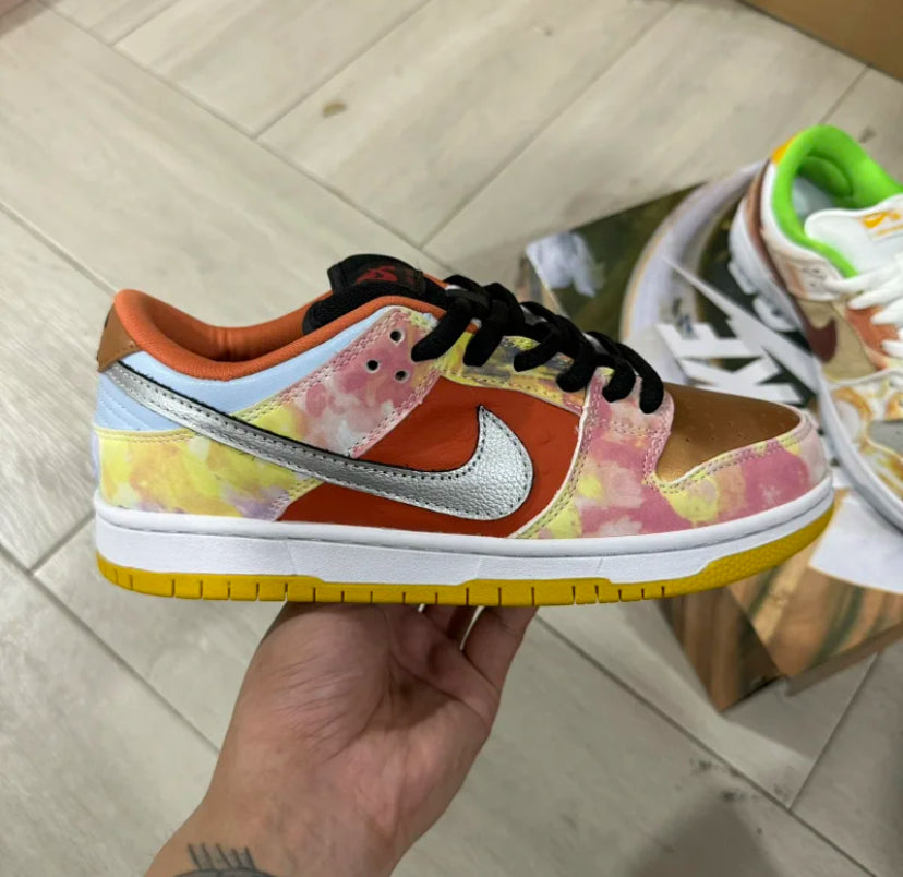 Dunk Low Pro Street Hawker