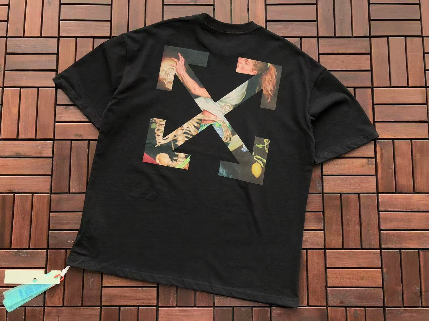 T-shirt Off