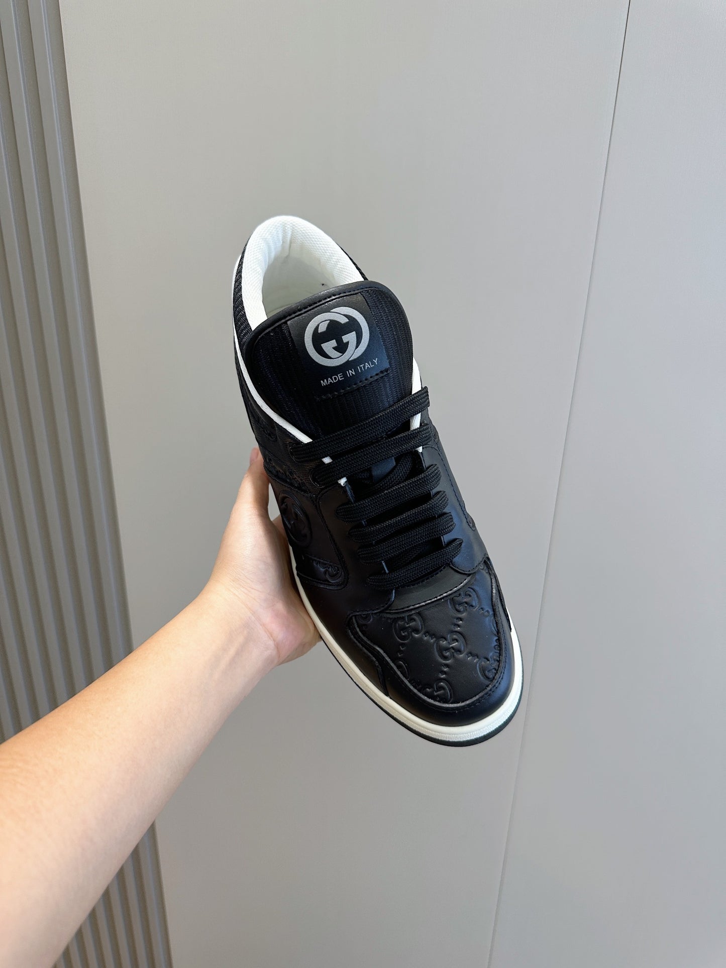 Gu Shoes