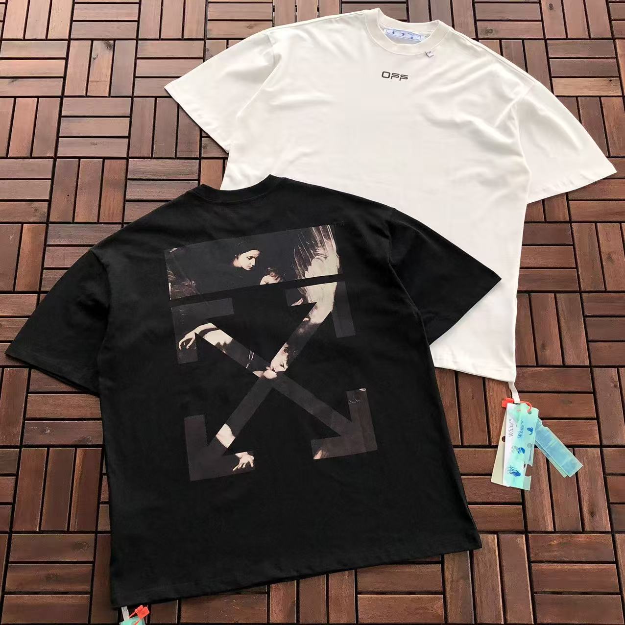 T-shirt Off
