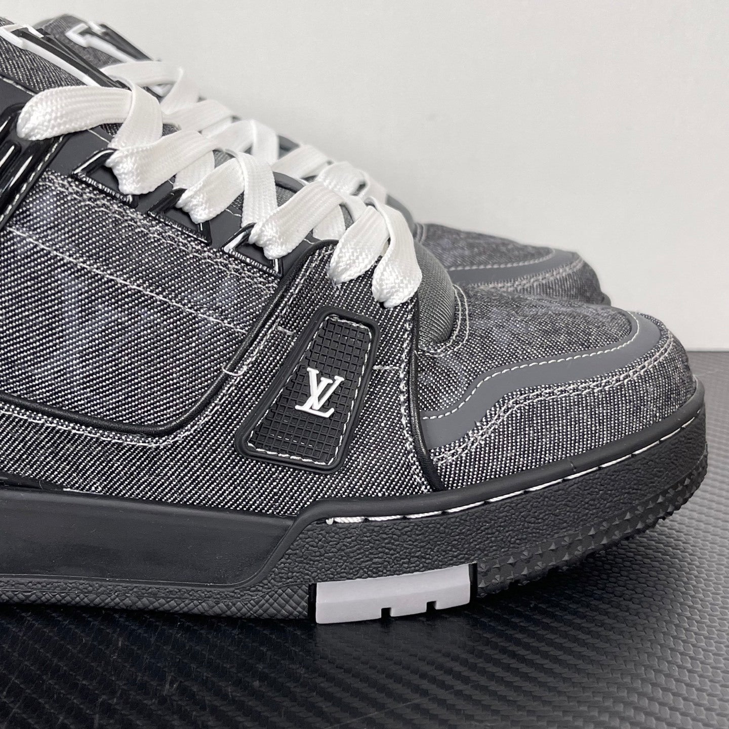 Trainer Grey Demin