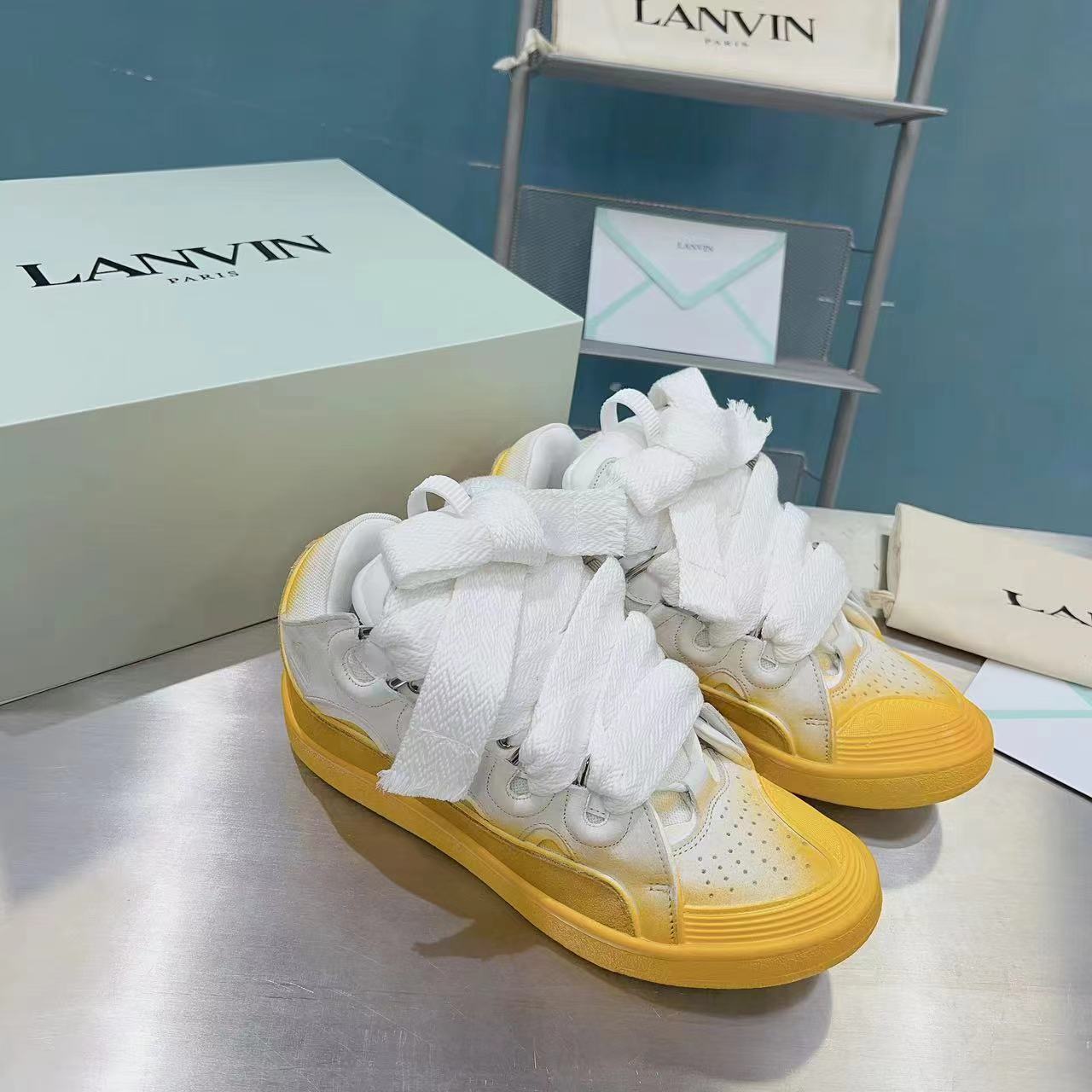 Curb Yellow Spray