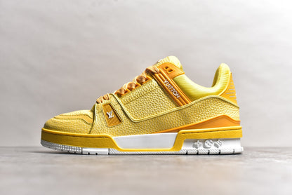 Trainer Yellow