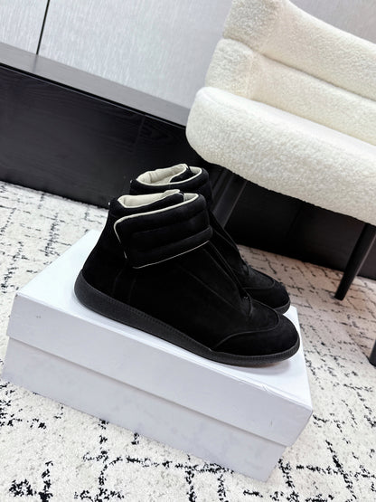Maison High Pure Black