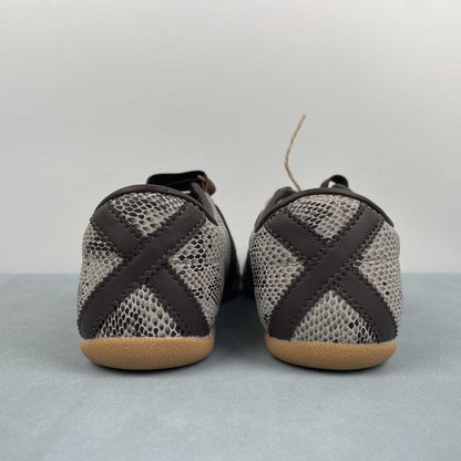 AD TOKYO Black White Brown