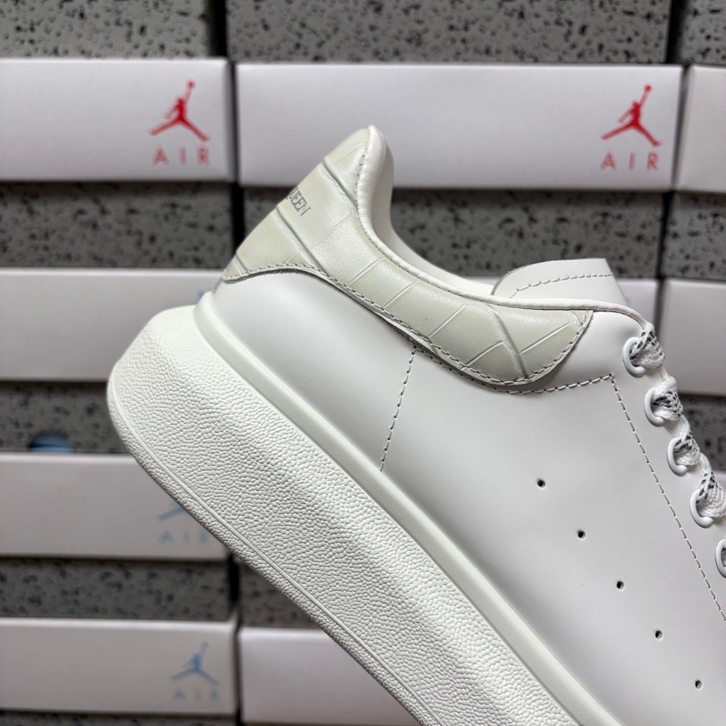 Alexander McQueen Beige
