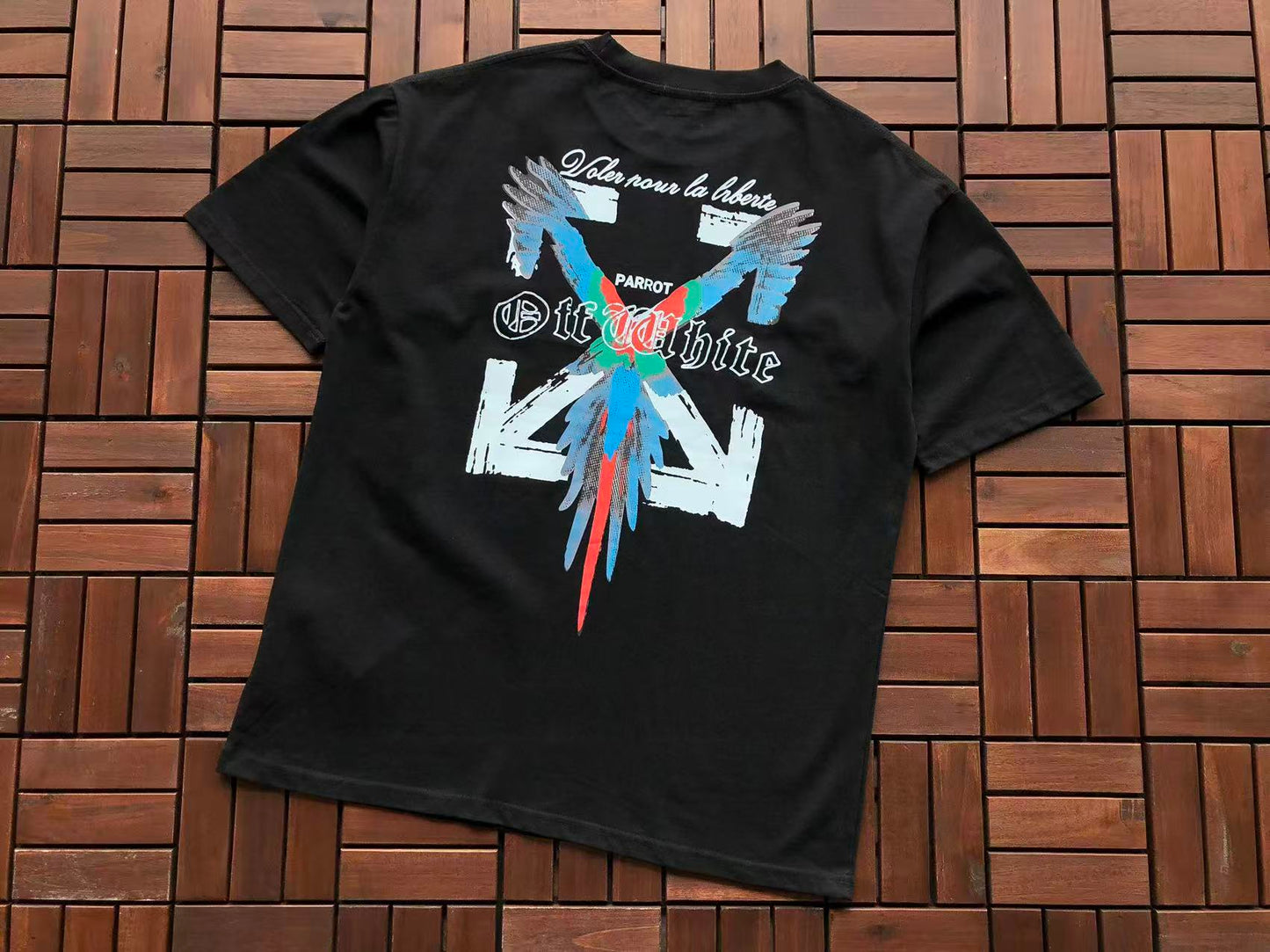 T-shirt Off