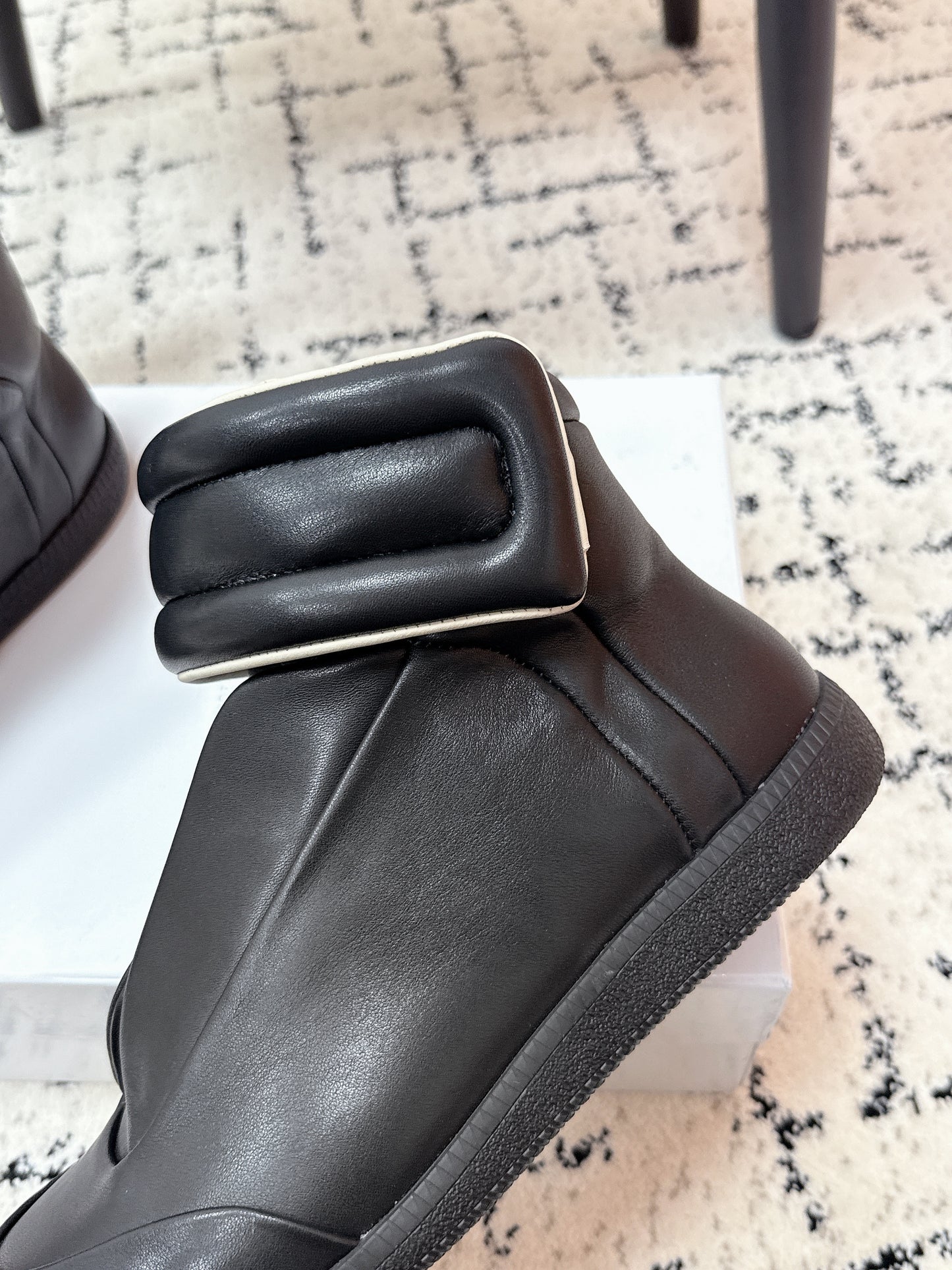 Maison High Black Lether
