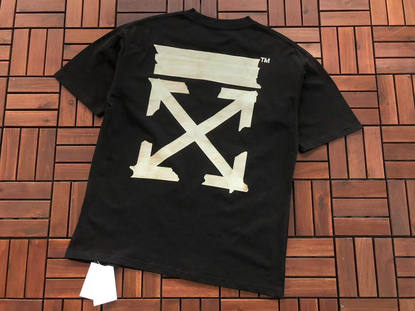T-shirt Off