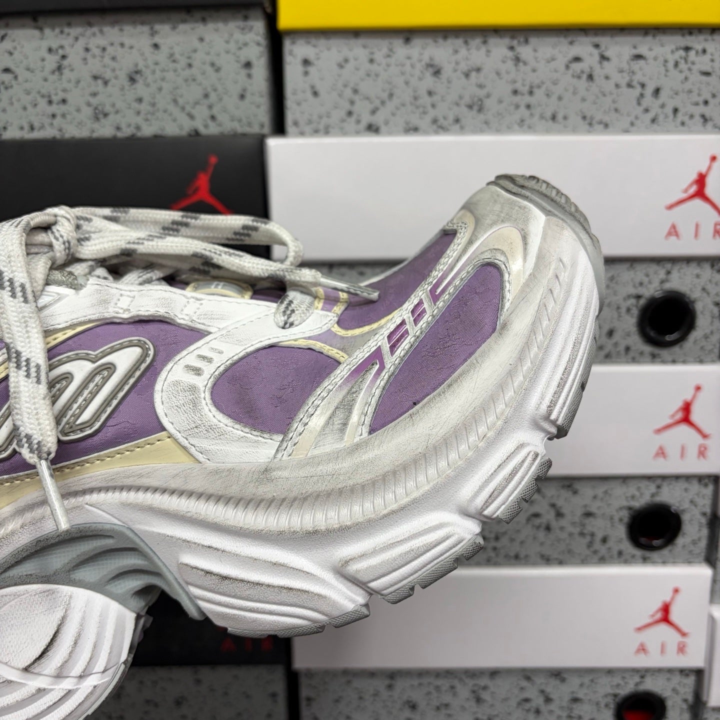BLG 6XL White/Purple