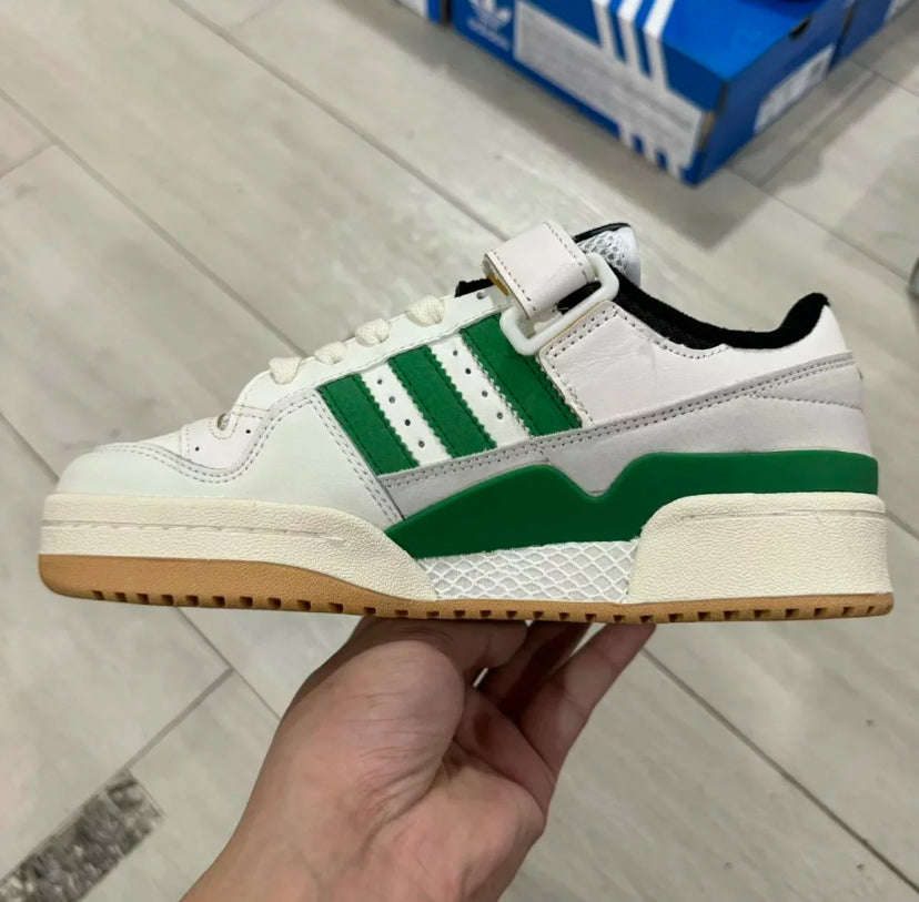 Adidas Fórum 84