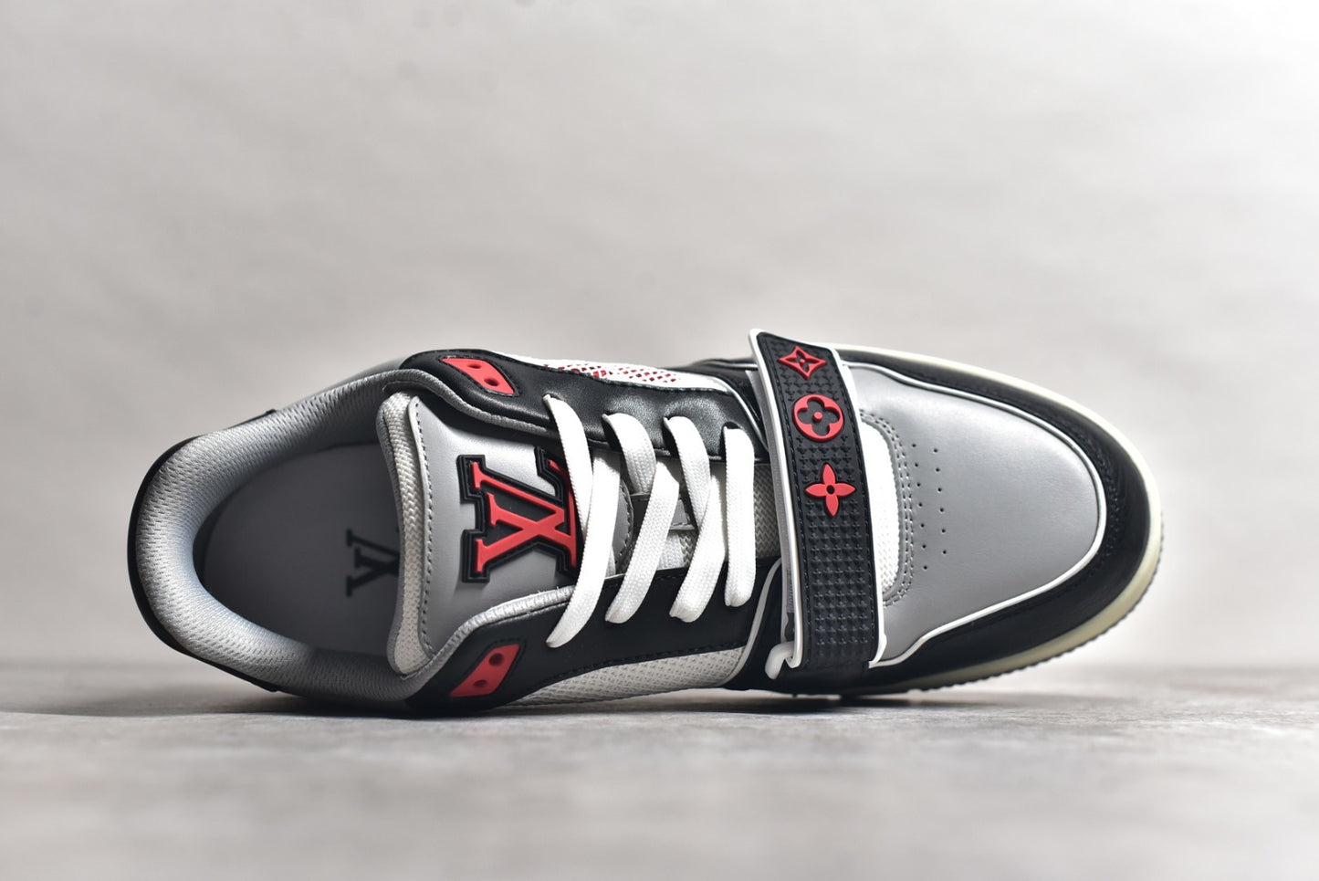 Trainer Gray and Red