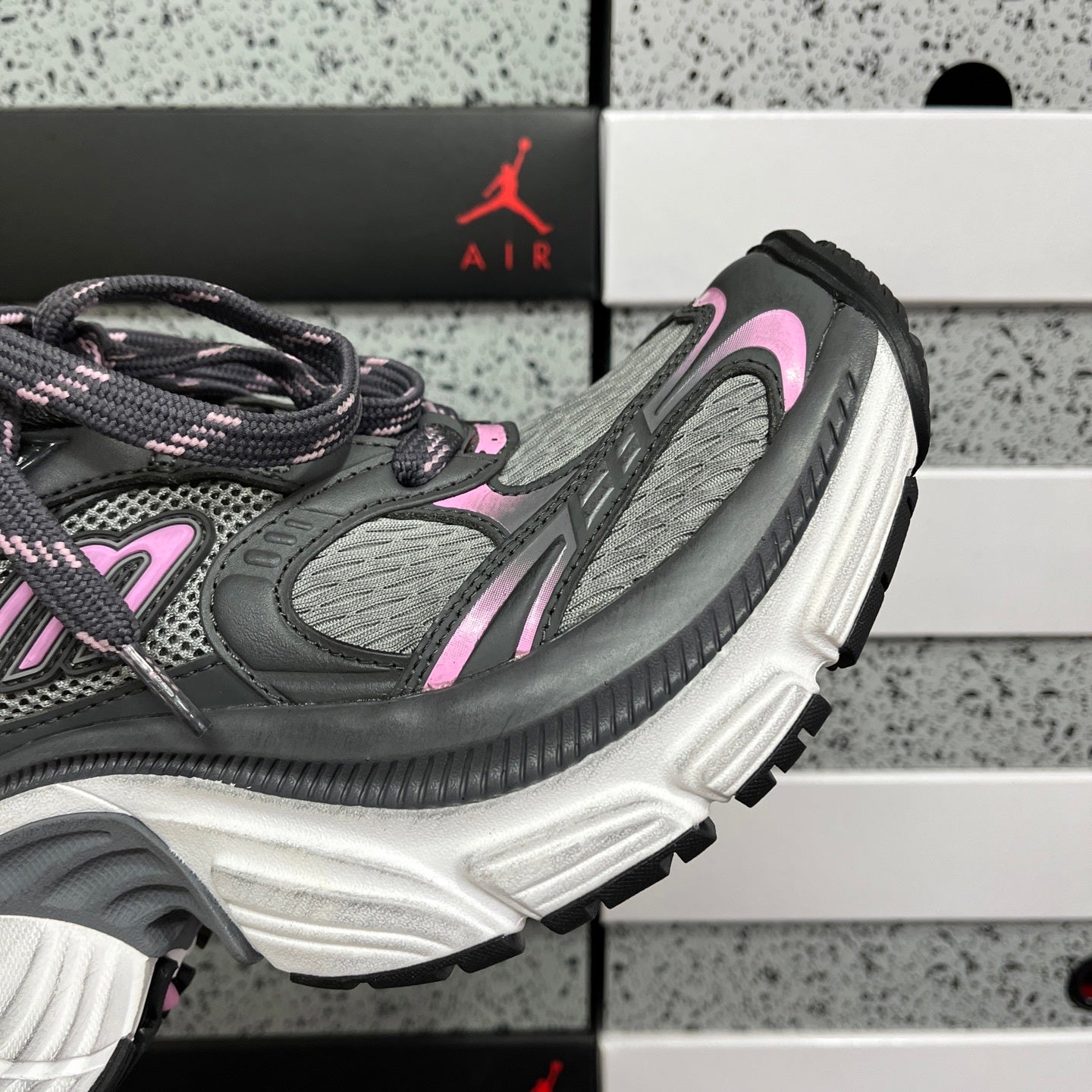 BLG 6XL Grey/Pink/White/Black