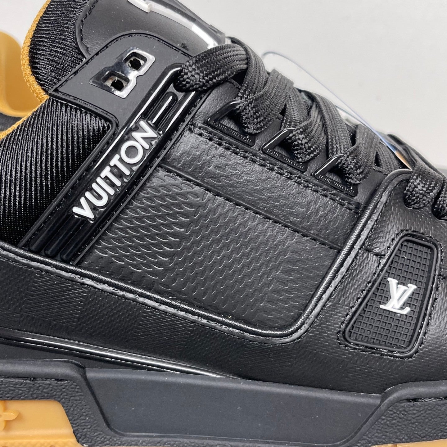 Trainer Black and Brown Sole