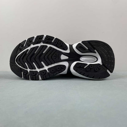 AD Adistar XLG Black White