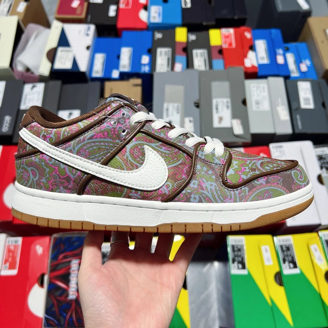 Low Multicolor