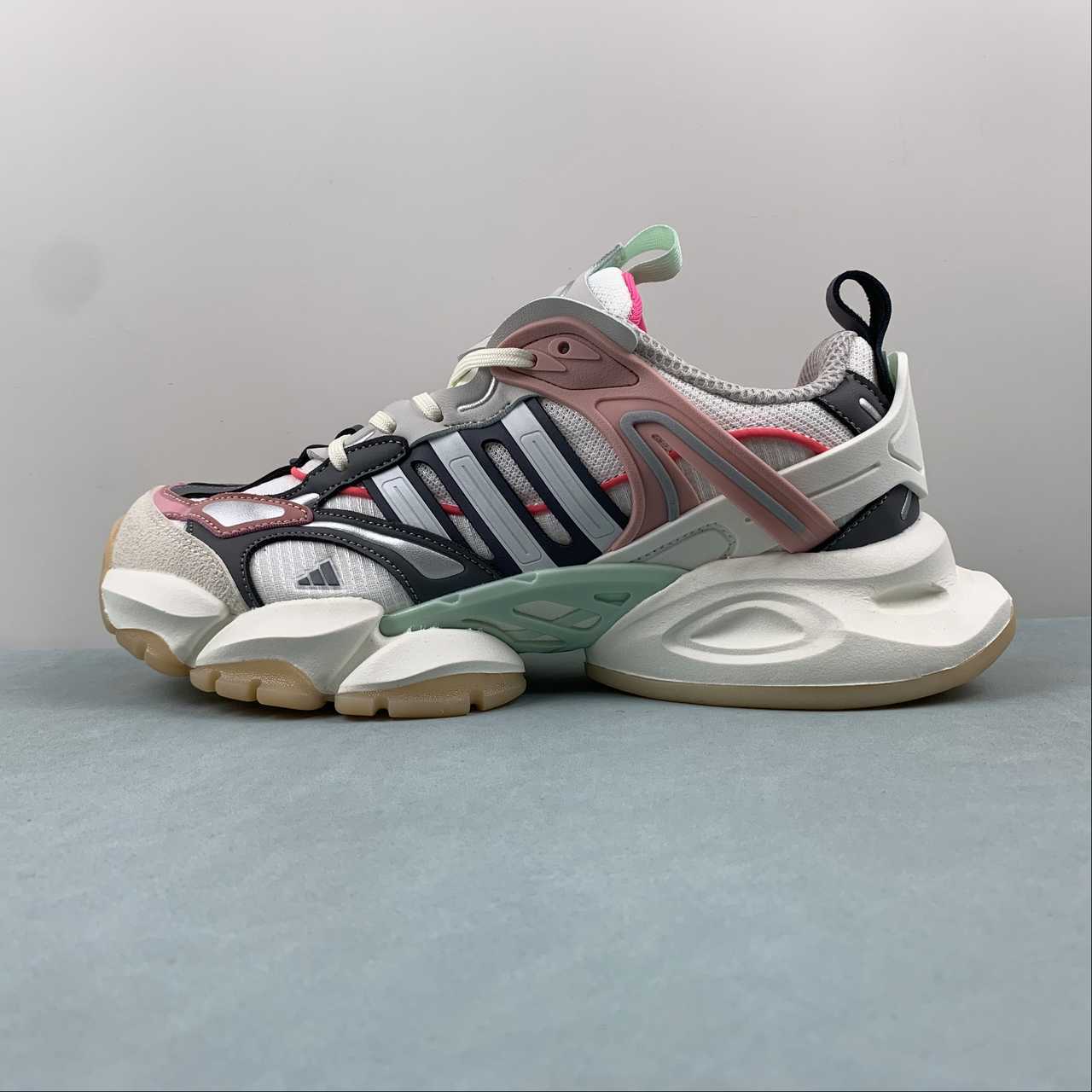 AD XLG Runner Deluxe Multicolor