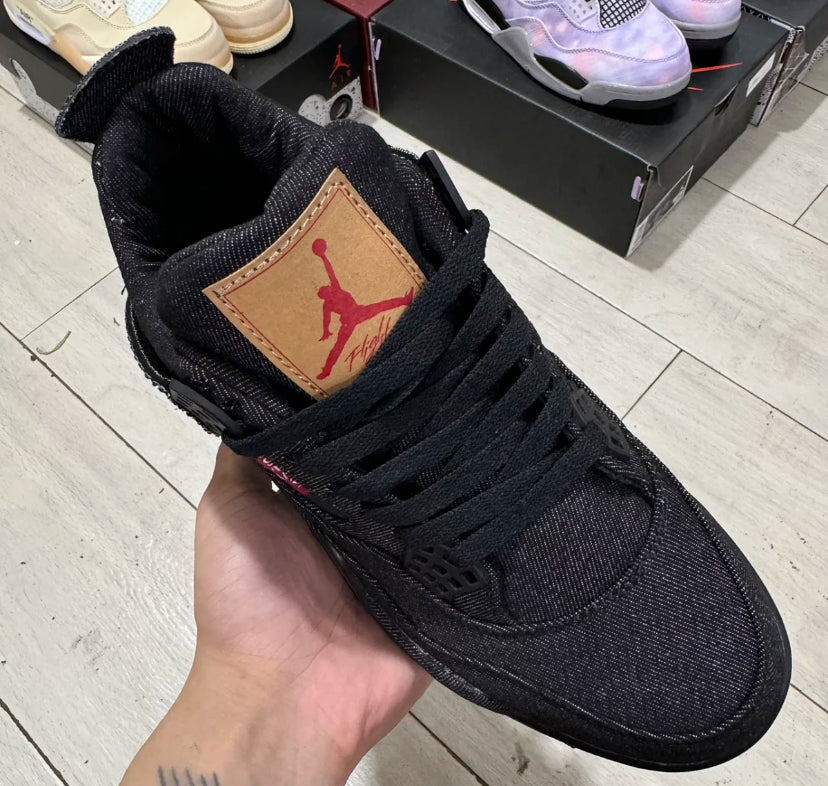 Air Jordan 4 Levi's