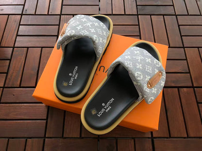 Chinelos Lv