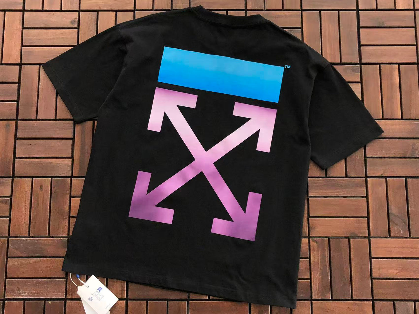T-shirt Off