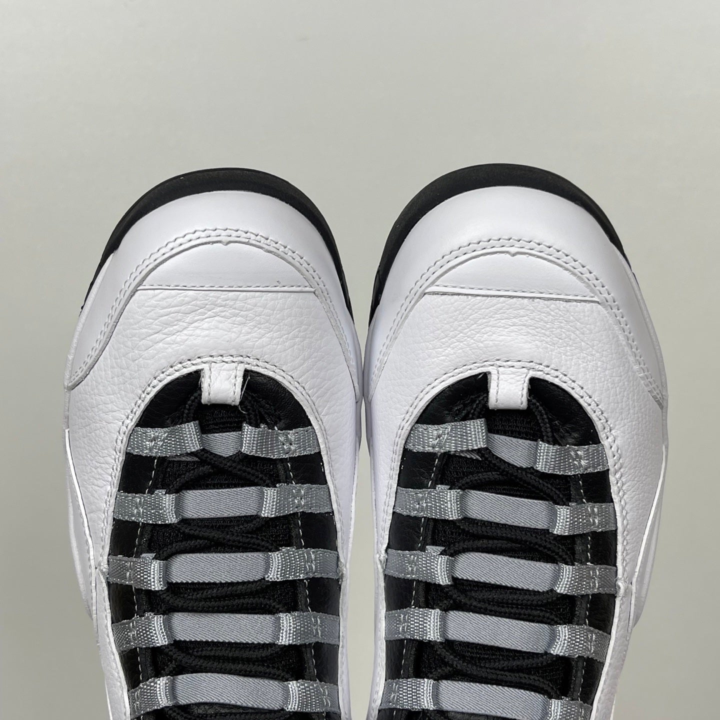 AJ10  Retro Steel