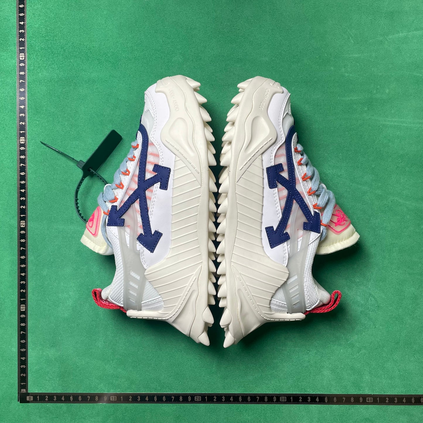 OdsyWhite Purple Straps