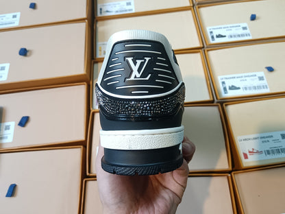 Trainer Black Crystal