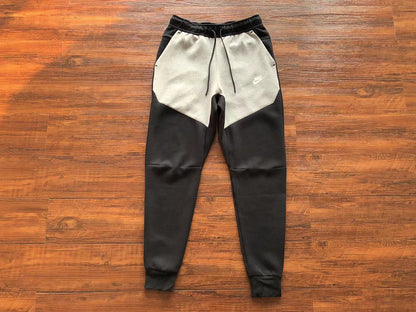 Conjunto Tech Fleece Preto e Cinza