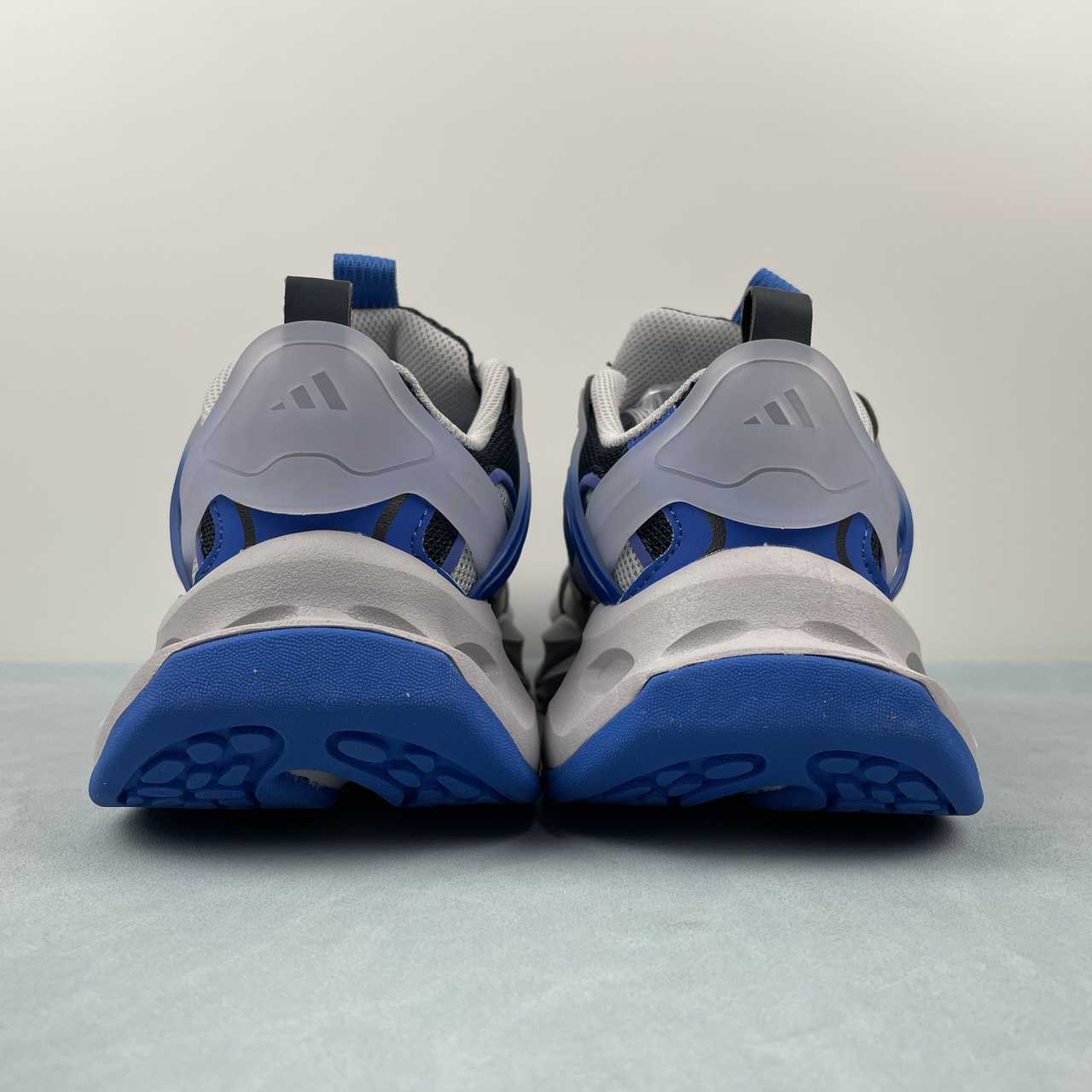 AD XLG Runner Deluxe Blue Silver Grey