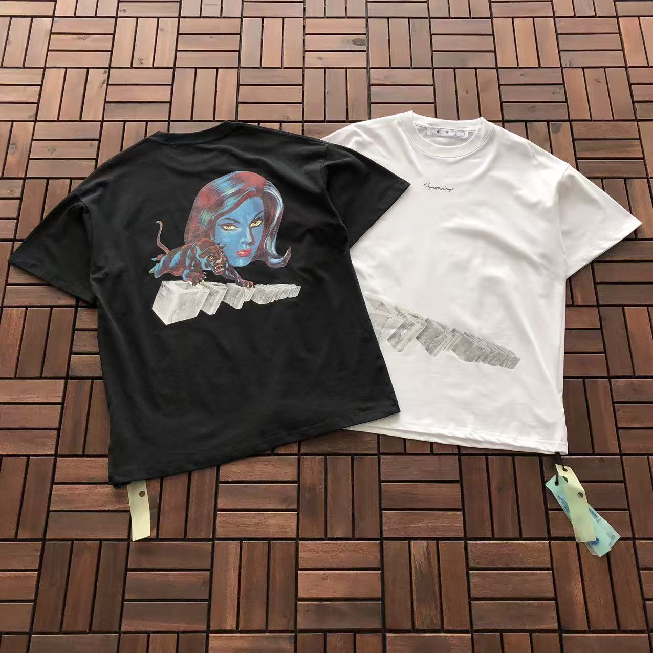 T-shirt Off