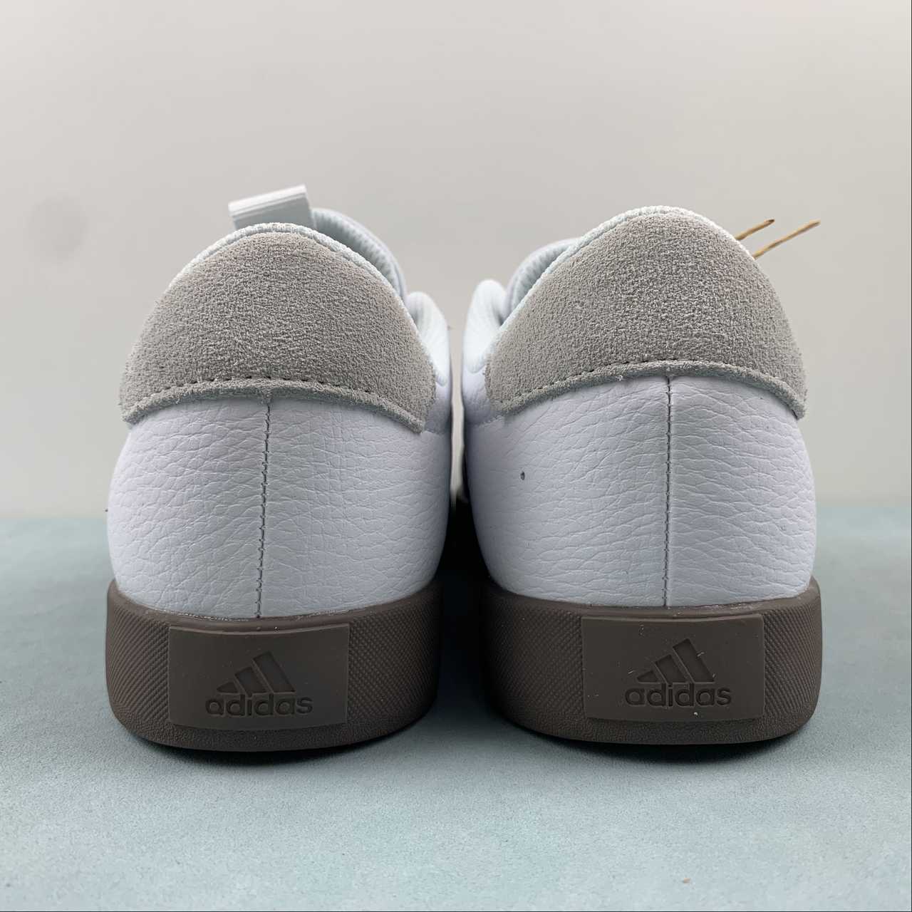 AD VL Court 2.0 White Black