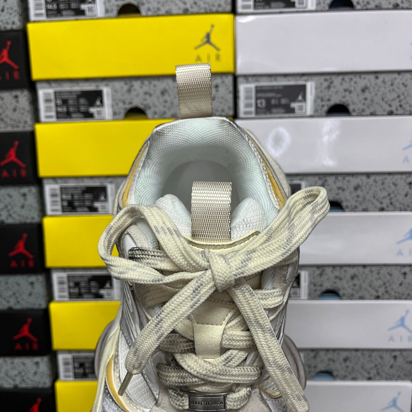 BLG Cargo White/Yellow/Grey