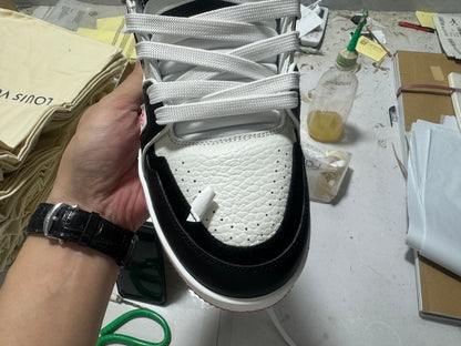 Trainer White and Pink