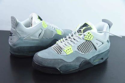 Air Jordan 4 OG Neon