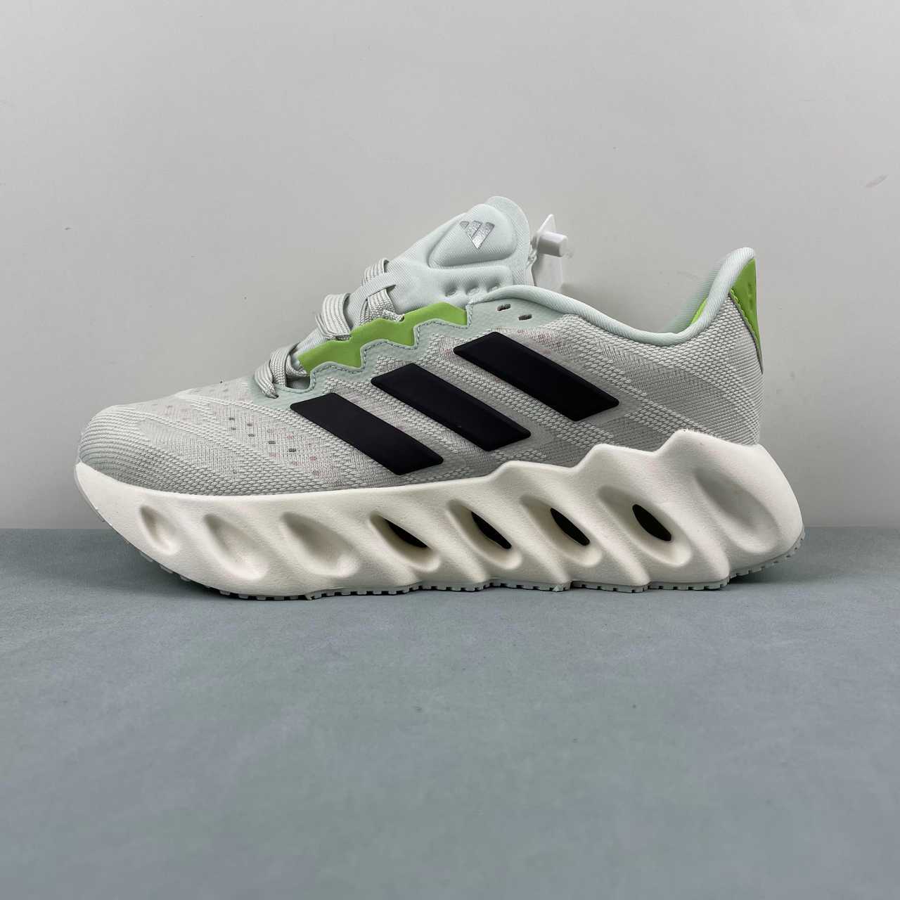 AD Switch Fwd M Grey Black Green