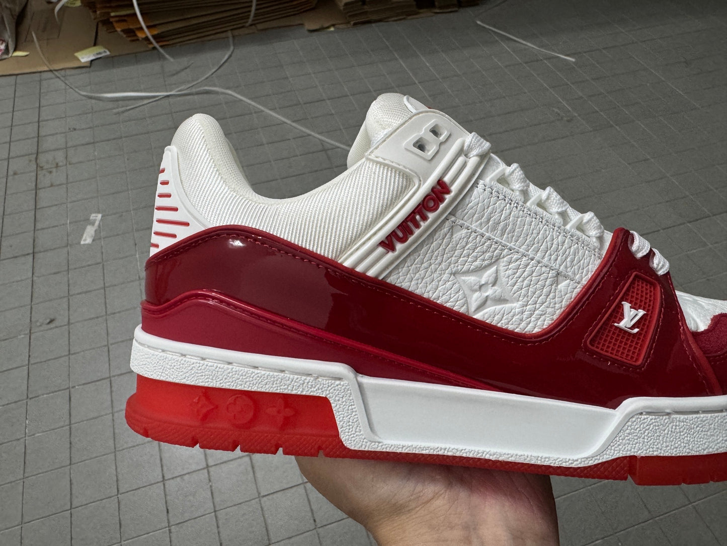 Trainer White and Red