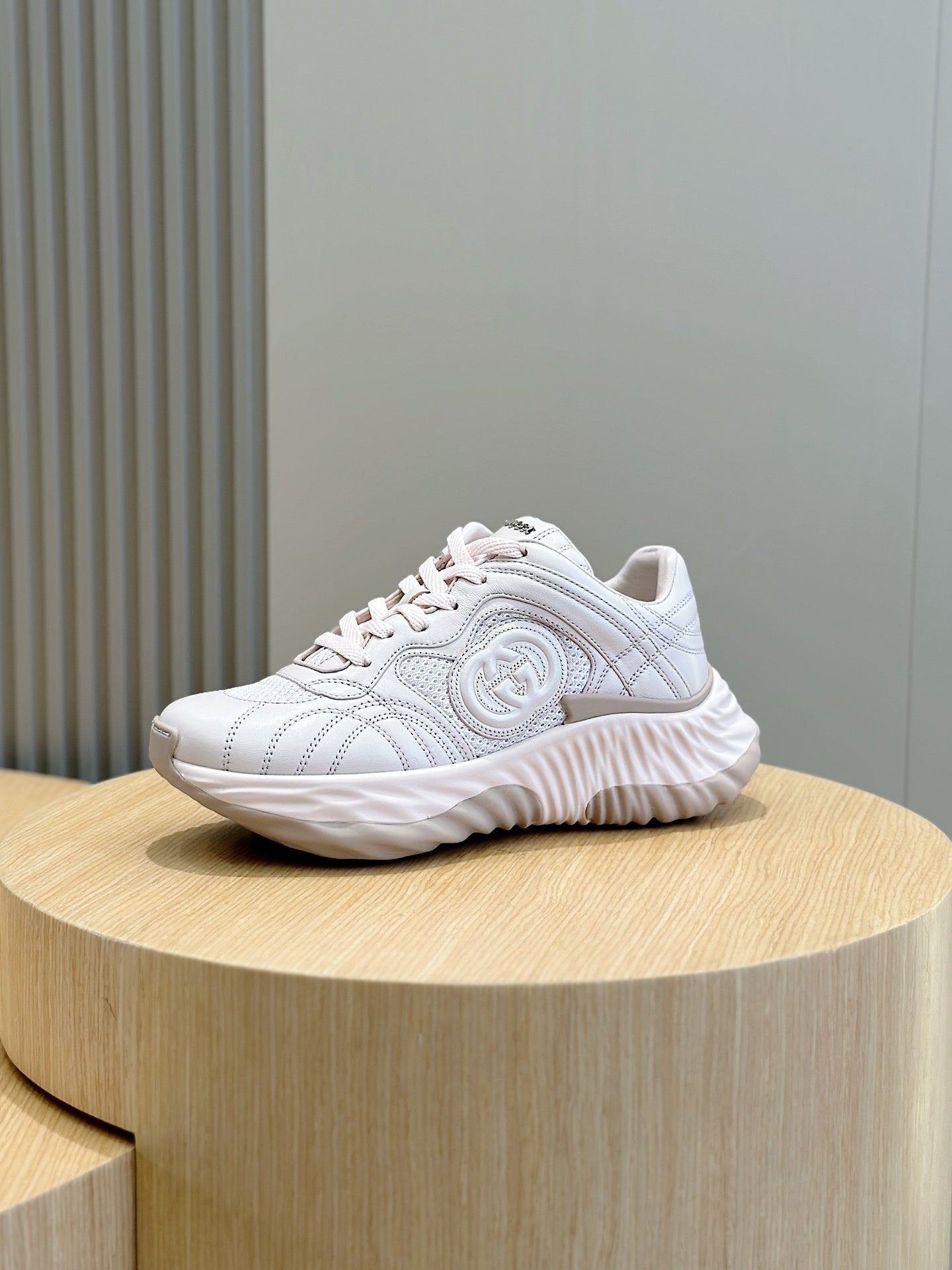Gu Shoes