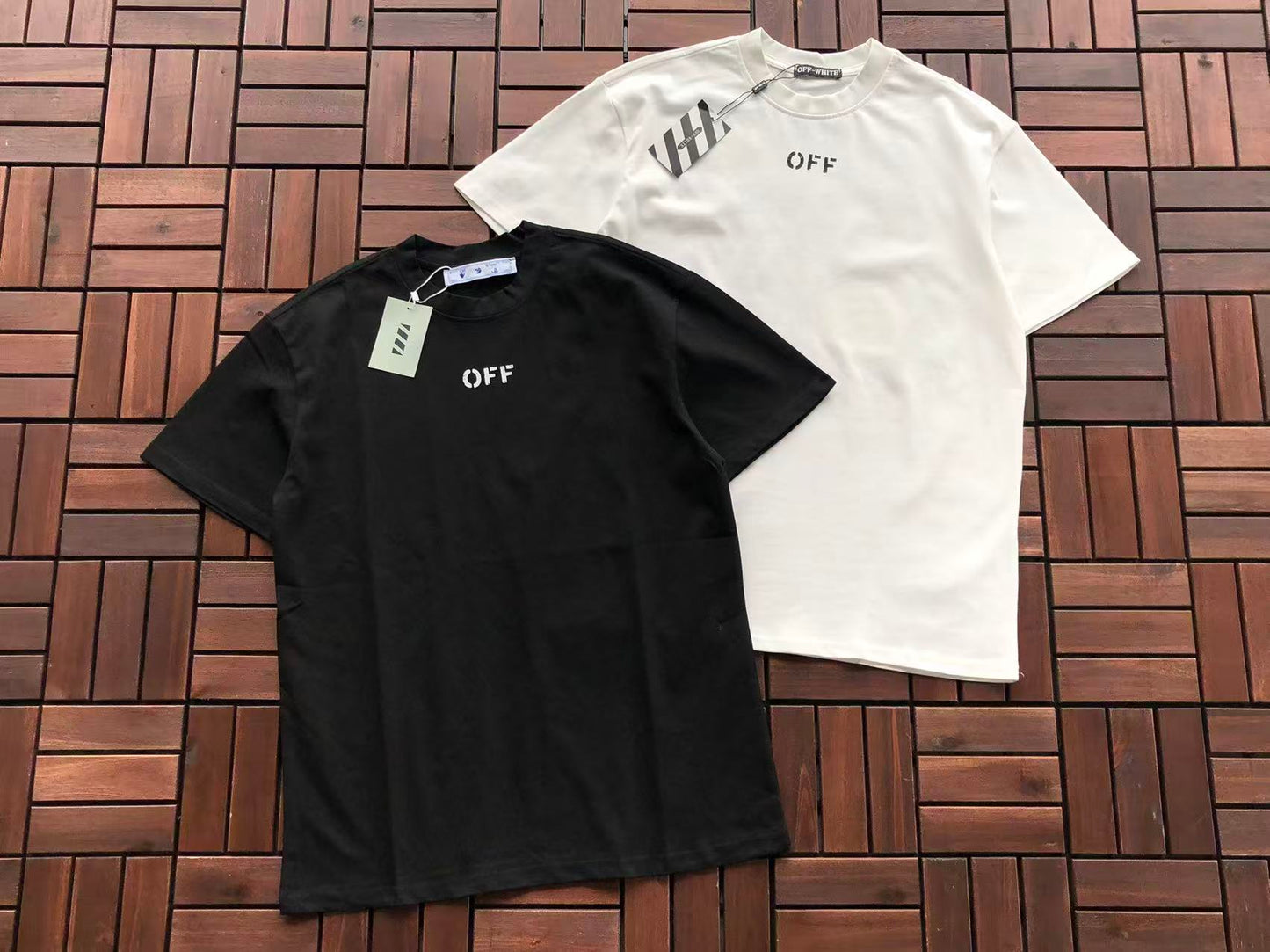 T-shirt Off