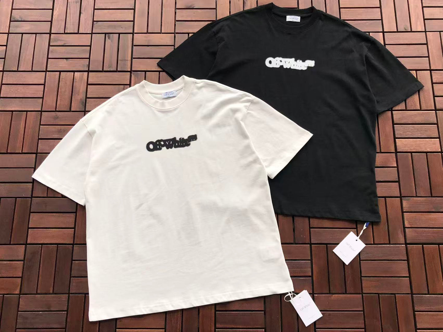 T-shirt Off