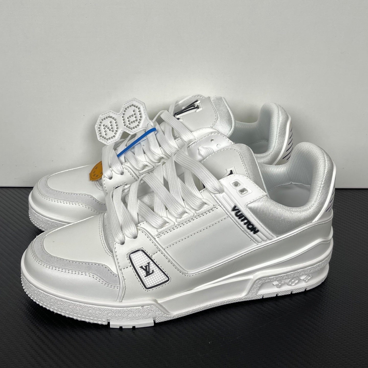 Trainer White