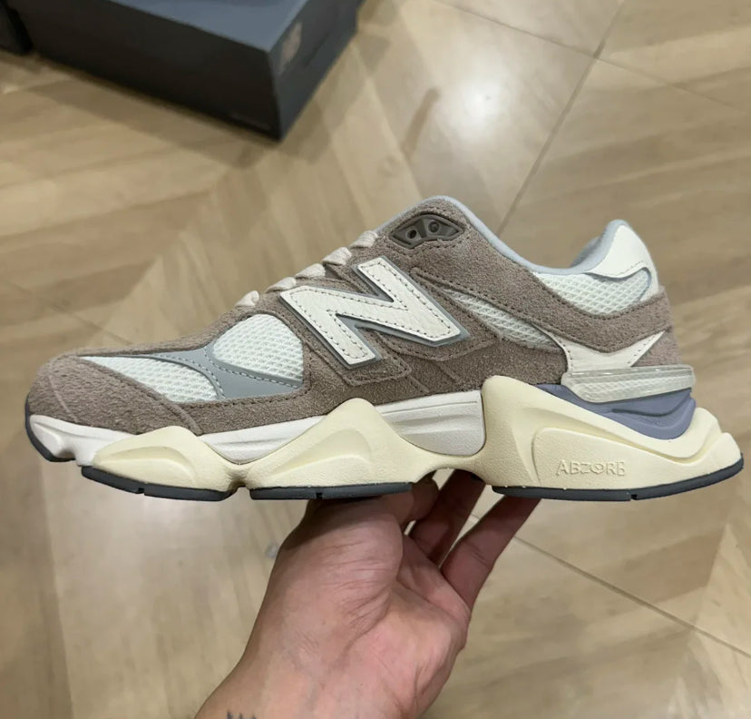 New Balance 9060 Driftwood