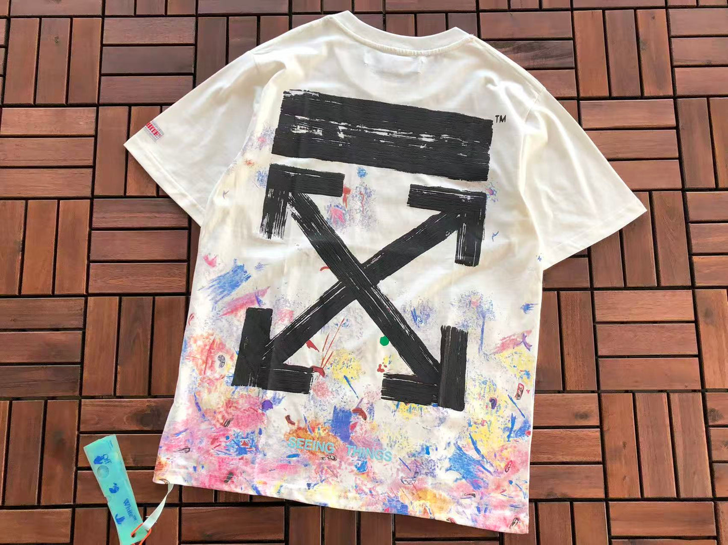T-shirt Off