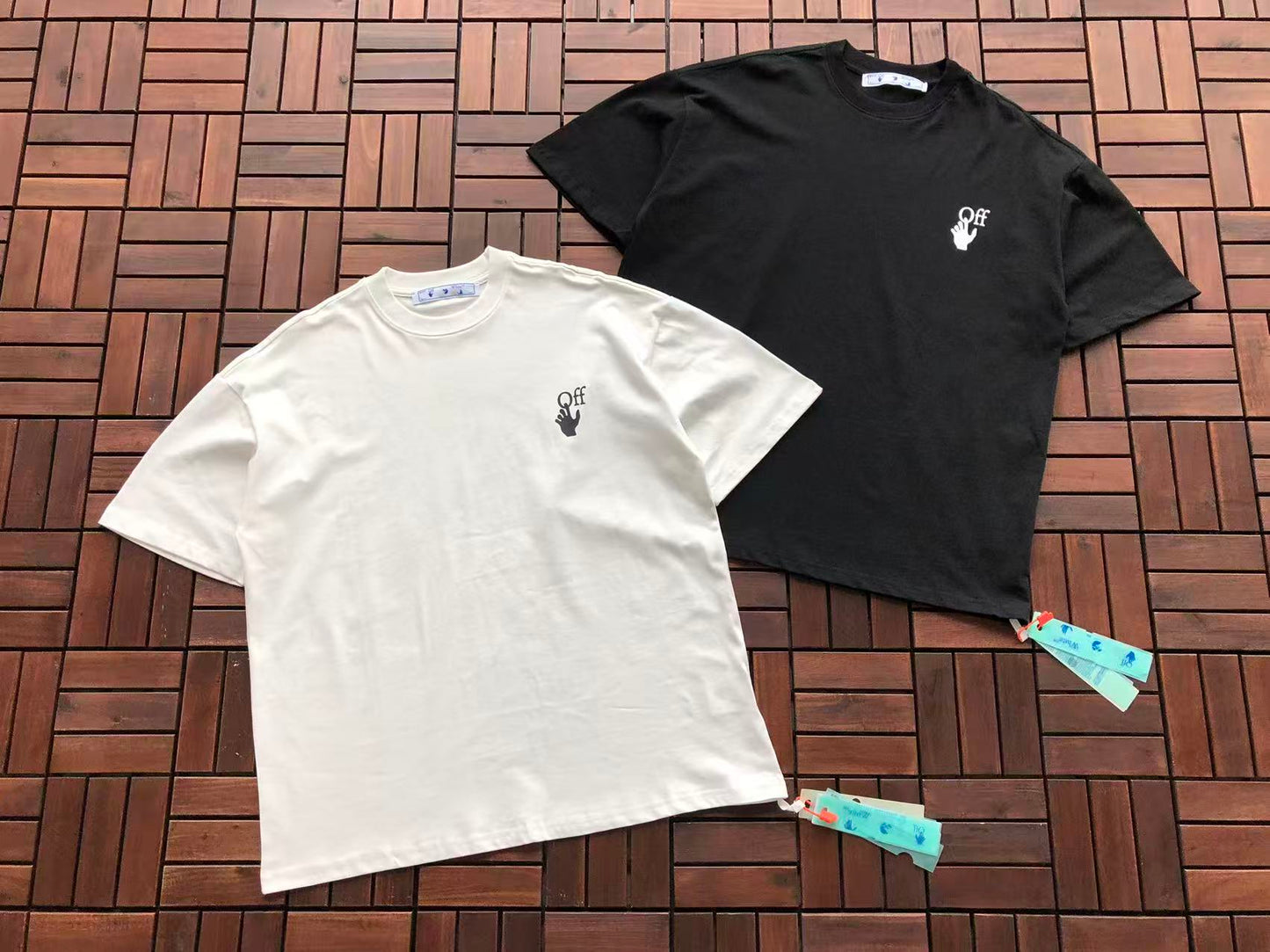 T-shirt Off