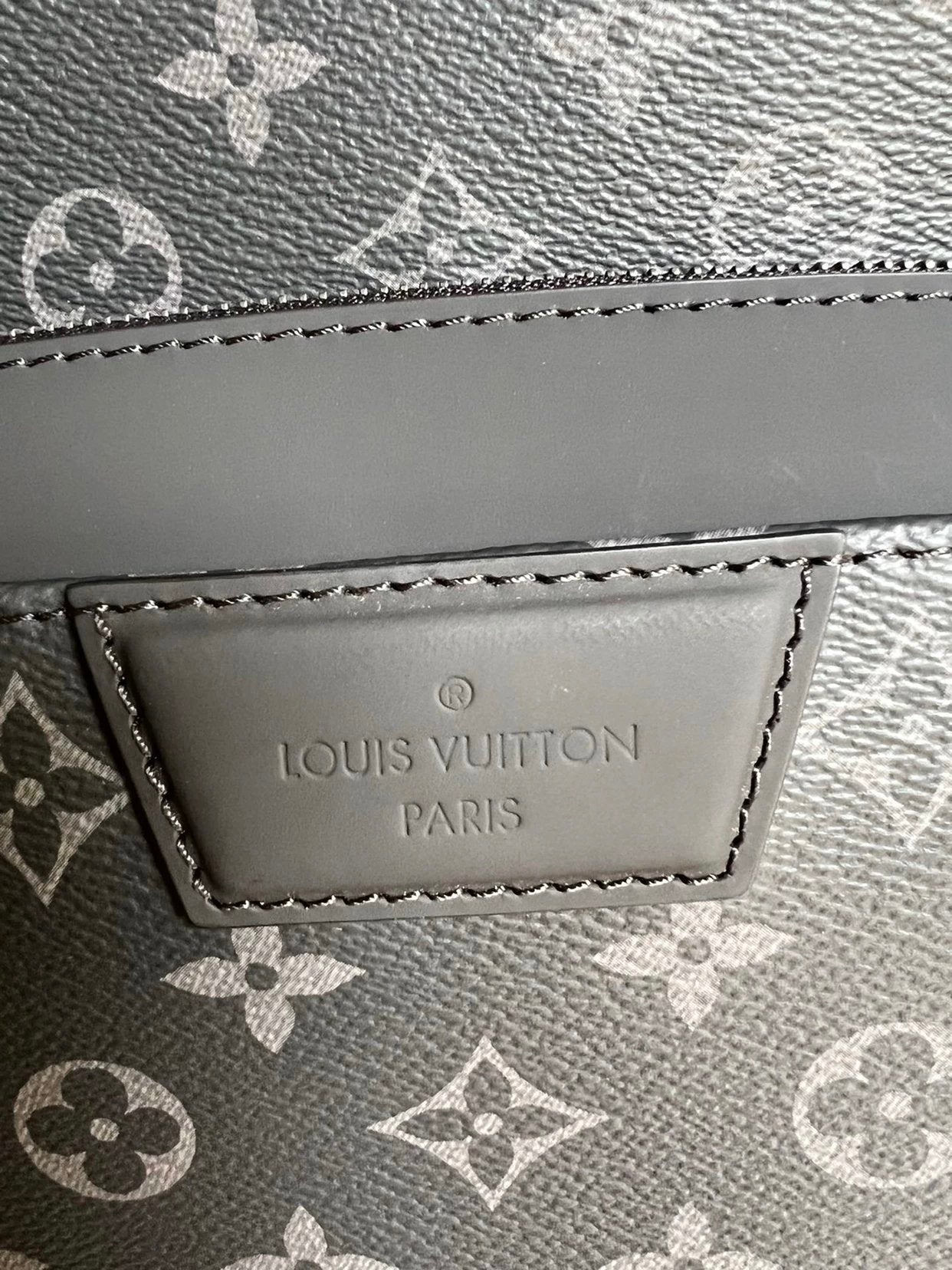 Louis Vuitton Discovery