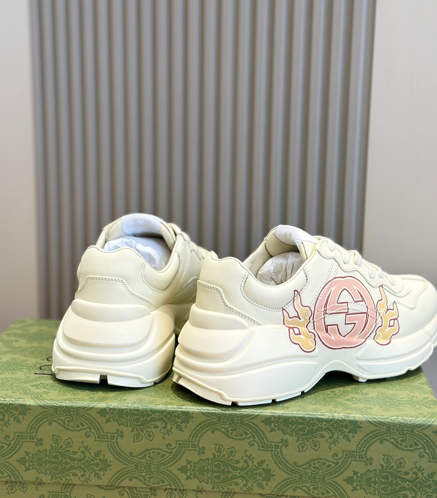 Gu Shoes